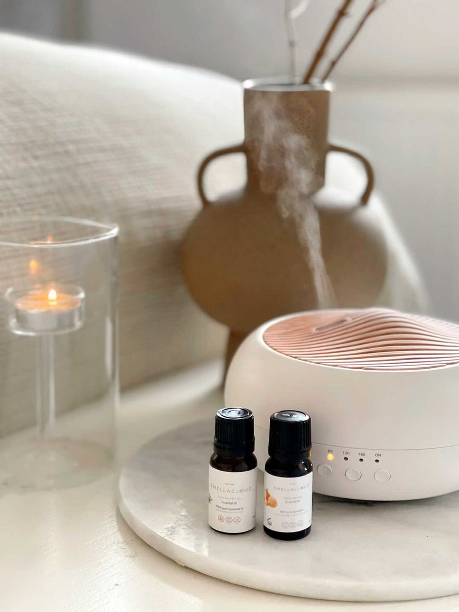 What is an aromatherapy oil diffuser? Smellacloud